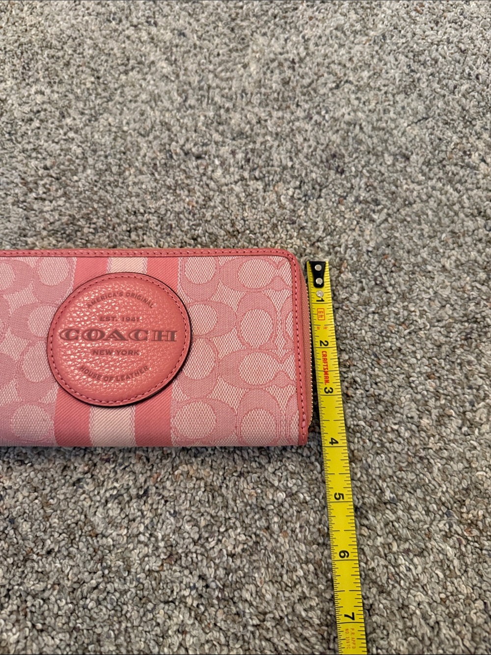 Coach Dempsey Large Phone Wallet in Signature Jacquard PINK - Picture 4 of 7